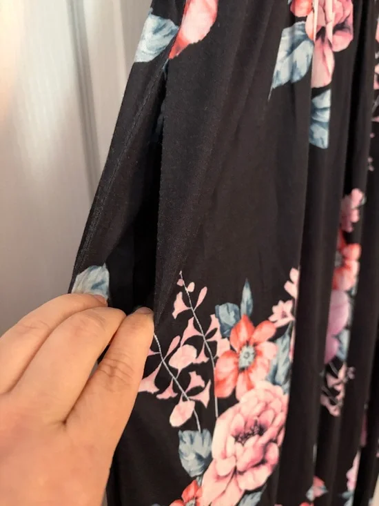 Sleeveless Black Maxi Dress with Pink Floral Print - Picture 3 of 4